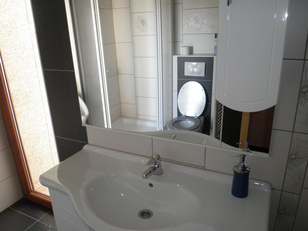 קוסטרנה Apartment Lucija מראה חיצוני תמונה