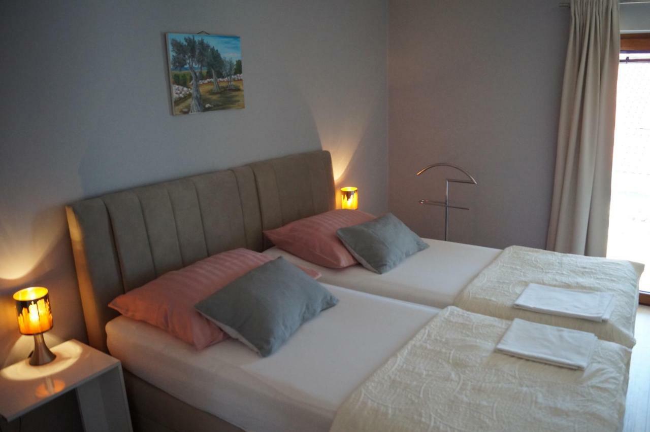 קוסטרנה Apartment Lucija מראה חיצוני תמונה