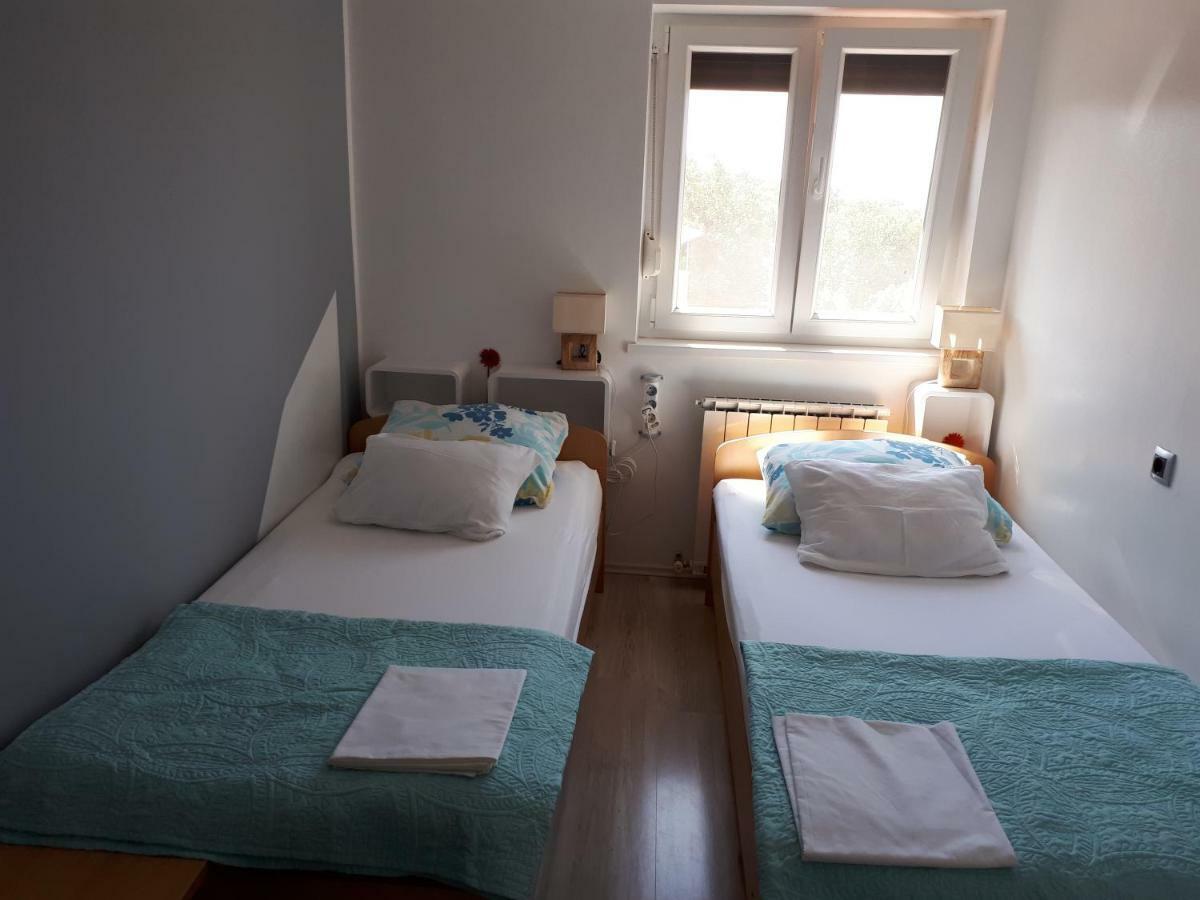 קוסטרנה Apartment Lucija מראה חיצוני תמונה